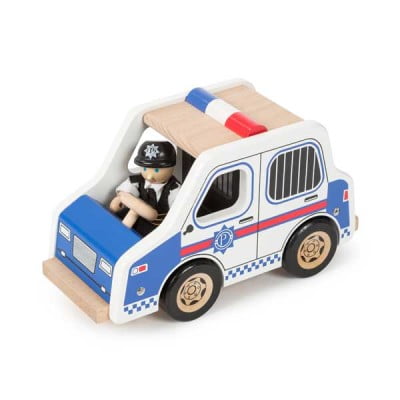 Policijas automašīna ar policistu